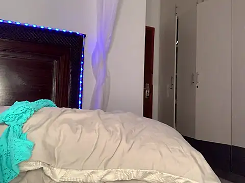 madell online show from May 2026 01:31:01 AM