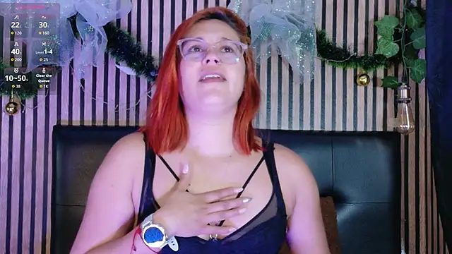 Sophie new25 online show from December 2025 12:32:02 PM