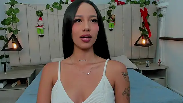 Paulina Lopezz online show from December 2025 09:53:01 PM