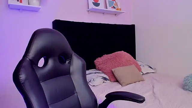 Paulina Lopezz online show from March 2026 07:58:01 PM