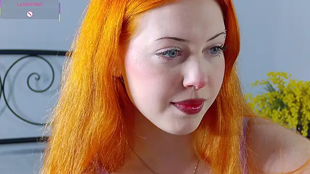 GiKarerra online show from November 2025 09:19:02 PM