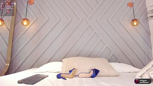 LissMonroe online show from February 2026 10:48:02 AM