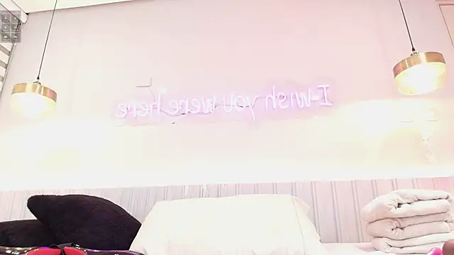 LissMonroe online show from December 2025 10:47:01 AM