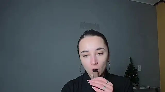 Snapshot of Eva_Gloryy chatting on January 2026 04:00:02 PM Eva Gloryy online show from January 2026 04:00:02 PM