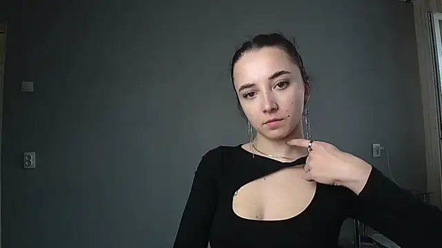 Snapshot of Eva_Gloryy chatting on March 2025 02:29:02 PM Eva Gloryy online show from March 2025 02:29:02 PM