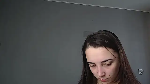 Eva Gloryy online show from March 2026 09:38:02 AM