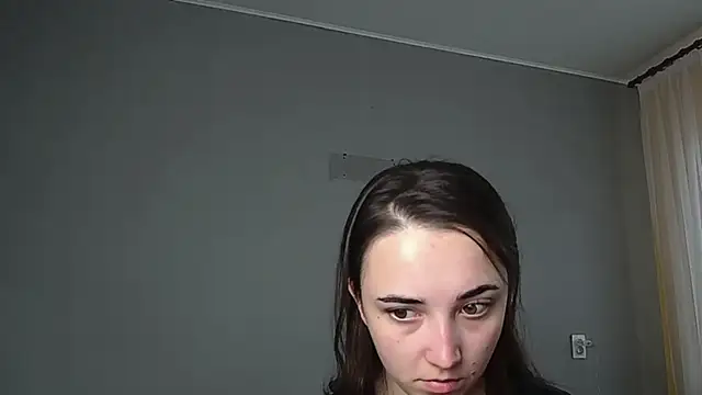 Eva Gloryy online show from April 2026 07:37:02 AM