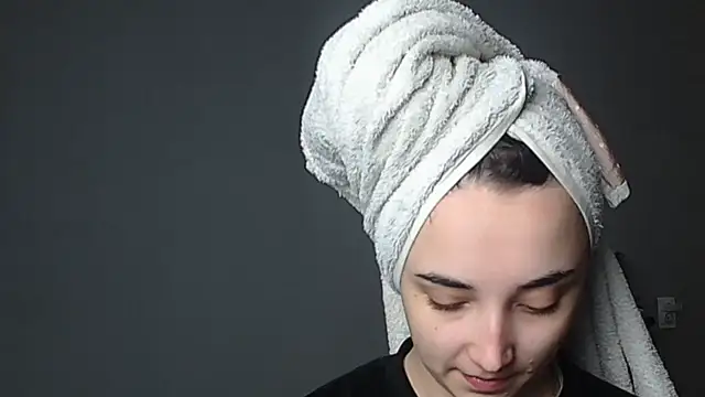 Snapshot of Eva_Gloryy chatting on January 2026 06:48:01 PM Eva Gloryy online show from January 2026 06:48:01 PM