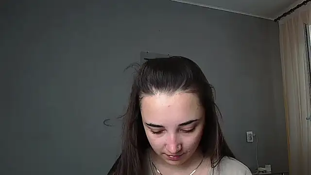 Eva Gloryy online show from May 2026 10:25:01 AM