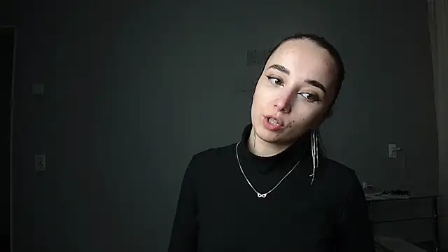 Snapshot of Eva_Gloryy chatting on March 2025 06:00:01 PM Eva Gloryy online show from March 2025 06:00:01 PM