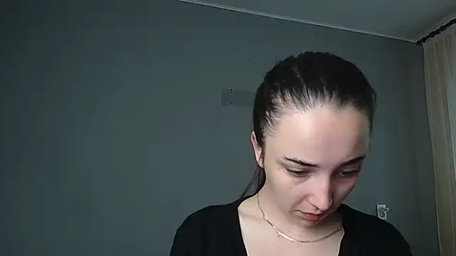 Eva Gloryy online show from May 2026 09:38:01 AM