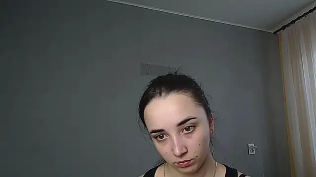 Eva Gloryy online show from March 2026 10:04:02 AM