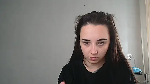 Eva Gloryy online show from November 2025 11:36:02 AM