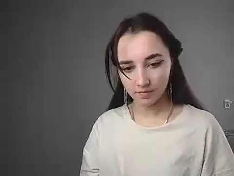 Snapshot of Eva_Gloryy chatting on March 2025 01:06:02 PM Eva Gloryy online show from March 2025 01:06:02 PM