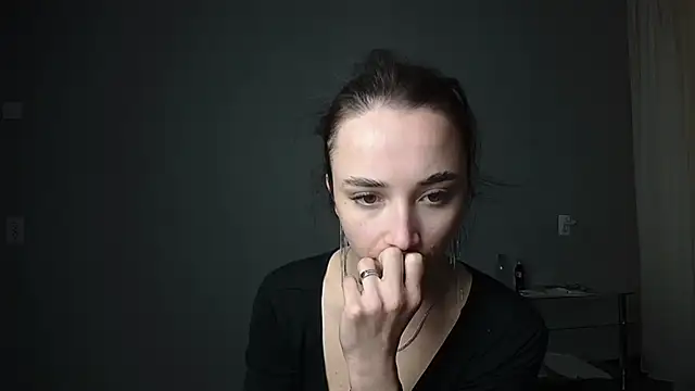 Snapshot of Eva_Gloryy chatting on March 2025 04:11:01 PM Eva Gloryy online show from March 2025 04:11:01 PM
