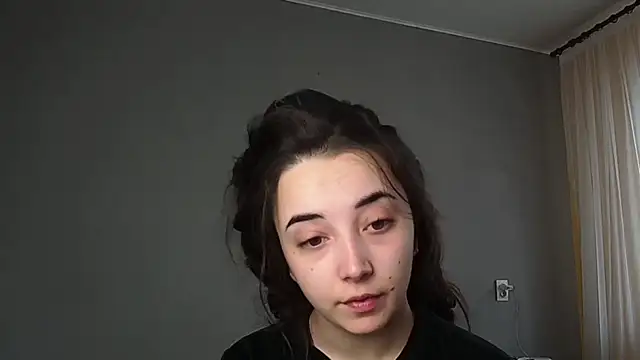 Eva Gloryy online show from April 2026 08:09:02 AM