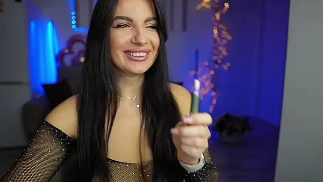 Snapshot of swarowskayaya chatting on December 2025 08:20:01 PM swarowskayaya online show from December 2025 08:20:01 PM