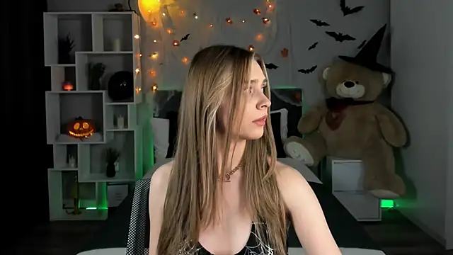 JinxTonks online show from October 2025 07:25:01 PM