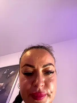 HotLivv69 online show from September 2025 08:49:01 PM