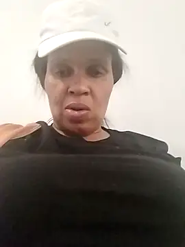 bubblendz1988 online show from November 2025 02:10:01 PM