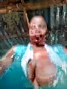 bubblendz1988 online show from February 2026 03:49:02 AM