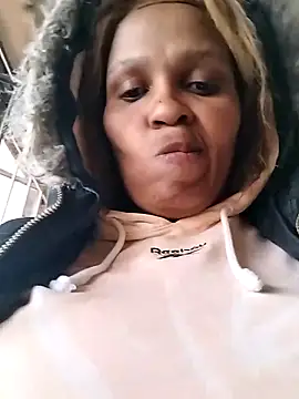 bubblendz1988 online show from October 2025 11:57:02 AM