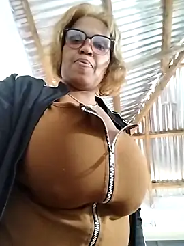 bubblendz1988 online show from December 2025 08:09:02 AM