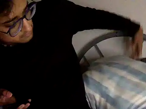 Snapshot of Abdullah07Maxxi chatting on December 2025 12:00:02 PM Abdullah07Maxxi online show from December 2025 12:00:02 PM