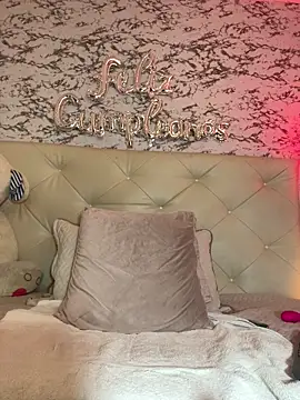 Lili  taylor online show from March 2026 12:43:02 AM