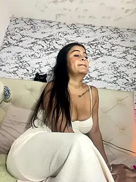 Lili  taylor online show from January 2026 12:06:02 AM