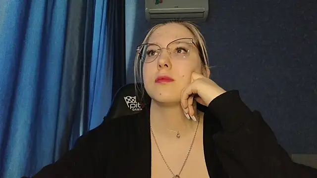 HotBrandyX online show from May 2026 06:11:01 AM