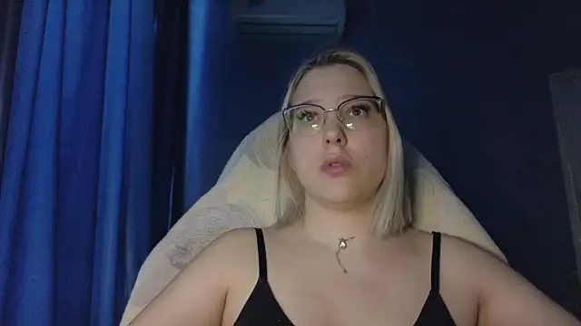 Snapshot of HotBrandyX chatting on November 2025 08:51:02 AM HotBrandyX online show from November 2025 08:51:02 AM