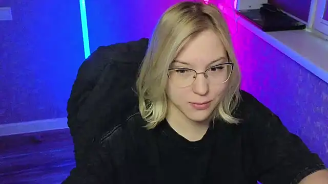 Snapshot of HotBrandyX chatting on February 2025 02:25:01 AM HotBrandyX online show from February 2025 02:25:01 AM