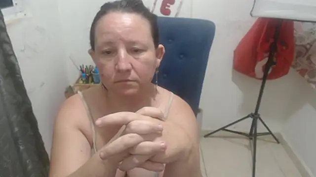 Snapshot of Yohis_Kiut25 chatting on July 2026 06:57:01 AM Yohis Kiut25 online show from July 2026 06:57:01 AM