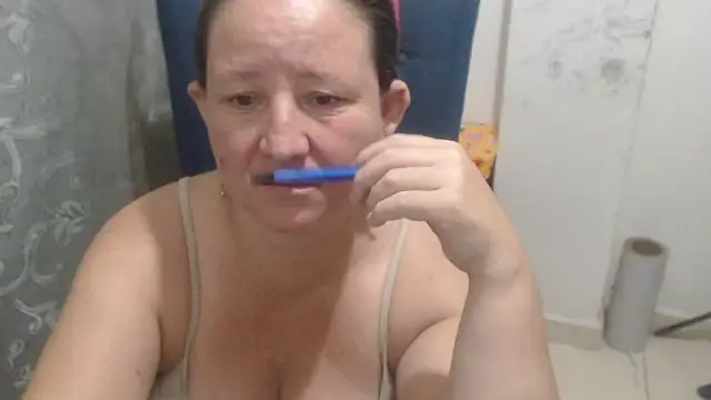 Snapshot of Yohis_Kiut25 chatting on July 2026 06:47:02 AM Yohis Kiut25 online show from July 2026 06:47:02 AM