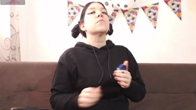 sharonnleon online show from June 2026 01:52:01 PM