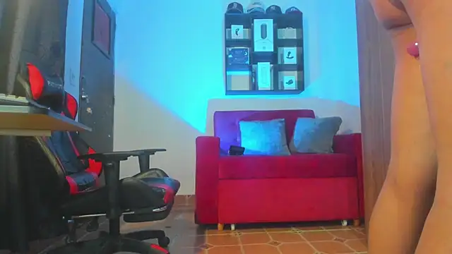 dereckgreen online show from October 2025 02:12:01 AM