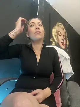 viktoria davis  online show from February 2026 11:38:02 PM