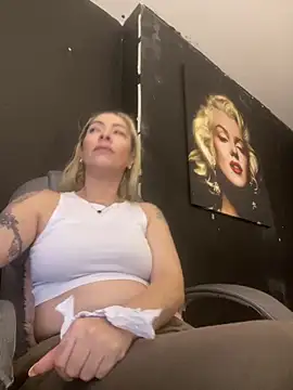 viktoria davis  online show from February 2026 11:16:02 PM