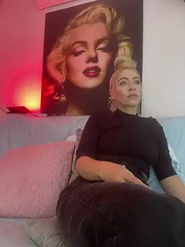 Snapshot of viktoria_davis_ chatting on June 2026 12:05:02 AM viktoria davis online show from June 2026 12:05:02 AM