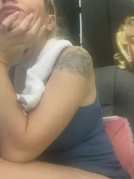 viktoria davis  online show from February 2026 10:20:01 PM