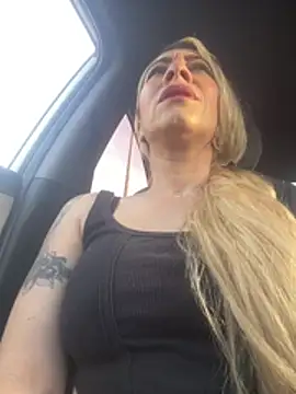 viktoria davis  online show from July 2026 10:29:01 PM