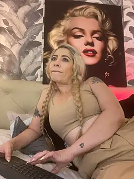 viktoria davis  online show from July 2026 04:19:01 AM