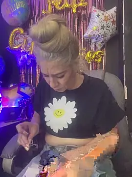 viktoria davis  online show from December 2025 01:53:02 AM