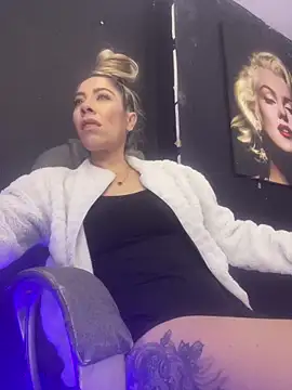 viktoria davis  online show from March 2026 12:05:02 AM