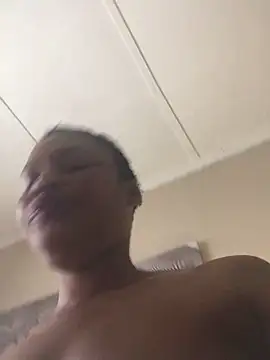 JuicyMummie online show from January 2025 04:59:01 AM