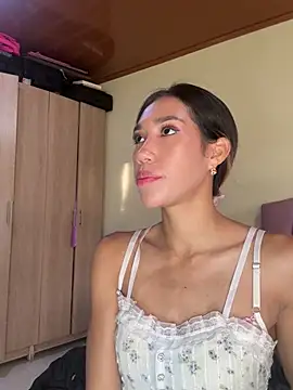 zoe storm online show from April 2026 10:38:02 PM