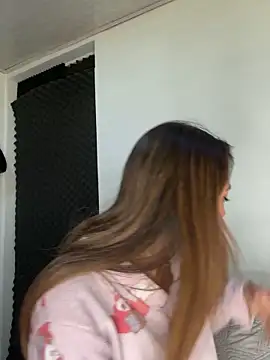 zoe storm online show from October 2025 11:47:02 PM