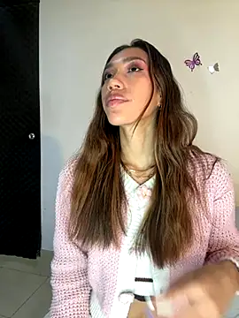 zoe storm online show from November 2025 12:00:01 AM