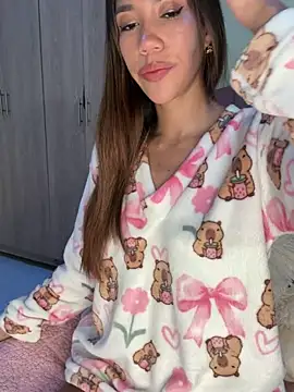 zoe storm online show from March 2026 12:37:01 AM